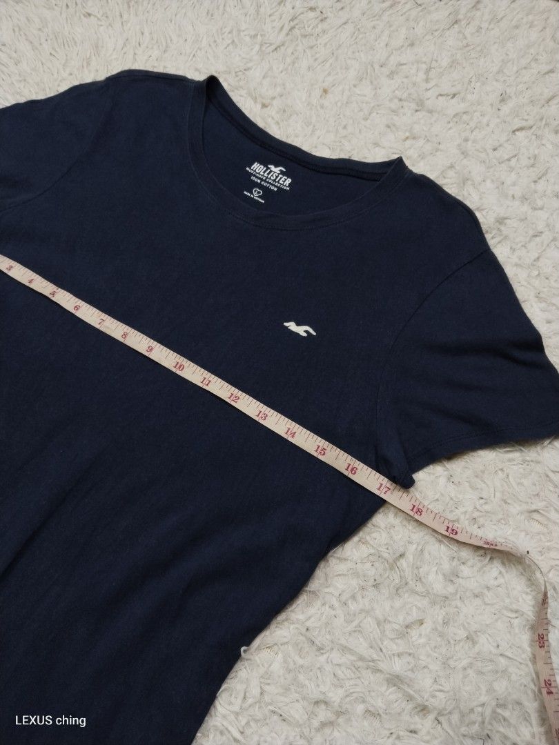 Hollister womens navy blue (Category: Shirts) located in Manila. Submitted by lexusthrift1995 (Listing ID 1464149280, Image 3). Description: Size- LARGE on tag but fit to SMALL to MEDIUM Dimension- 17x25 issue- small sun fade shoulder good condition ‼️150.pesos plus shipping fee 💸MODE OF PAYMENT- GCASH payment first 🚛MODE OF DELIVERY- J&T or LALAMOVE 📍LOCATION- NORTH CALOOCAN CAMARIN BRGY.177 1705 SUNFLOWER STREET. 🗒Note: Please manage your e