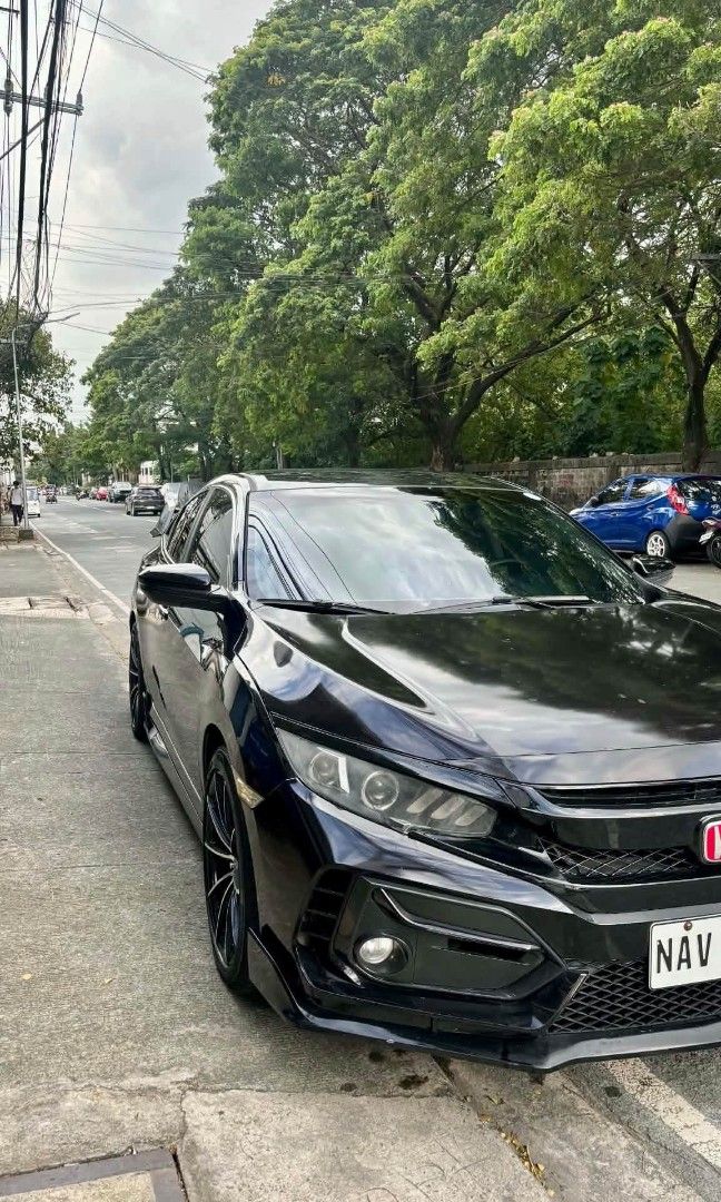 Honda Civic Type R Auto (Category: Used Cars) located in Pasay City. Submitted by bossoma33 (Listing ID 1464298129, Image 3). Description: 🚗 FOR SALE: HONDA CIVIC TYPE R 🚗 🔹 Plate No.: NAV 9185 🔹 Color: Glossy Black ✅ VEHICLE DETAILS - Make/Model: Honda Civic Type R (Hatchback) - Exterior: Full Type R Body Kit, Front Lip, Side Skirts, Rear Spoiler - Paint: Gloss Black — well-maintained, clean & shiny - Wheels: Black Alloy Rims - Windows: Tint