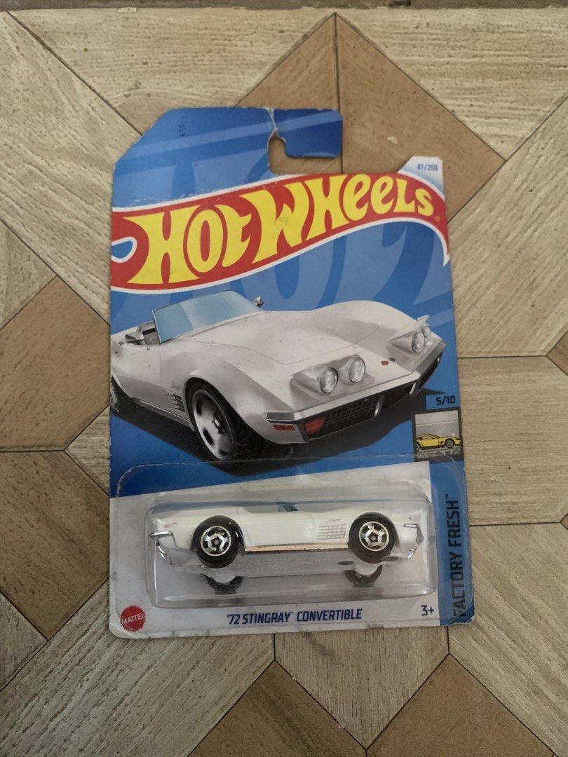 Hotwheels collection for sale! (Category: Vehicle & Diecast Models) located in Manila. Submitted by bossb.collections (Listing ID 1464191725, Image 2). Description: - Hot Wheels 2024 Collection - Includes: Hirohata Merc (Green) & 72 Stingray Convertible (White) - Ideal for collectors - Grab both for your collection!.