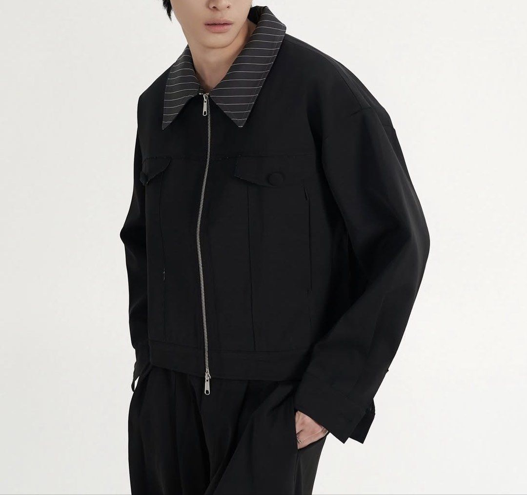 Hugan Vietnam Boxy Jacket (Category: Coats, Jackets and Outerwear) located in Quezon City. Submitted by snsn00 (Listing ID 1464255668, Image 2). Description: Bought for around 2k in Hanoi. Size L please see last photo for reference. Used less than 5x .