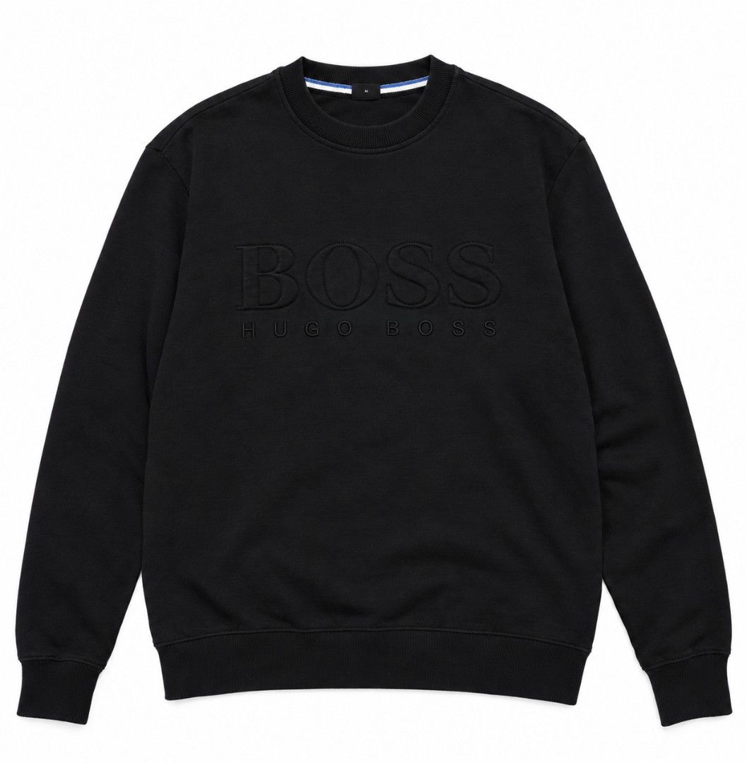 Hugo boss long sleeve (Category: Coats, Jackets and Outerwear) located in Victorias. Submitted by purelion-6f41 (Listing ID 1464271522, Image 1). Description: excellent condition cut wash tag navy blue 9/10 color,.