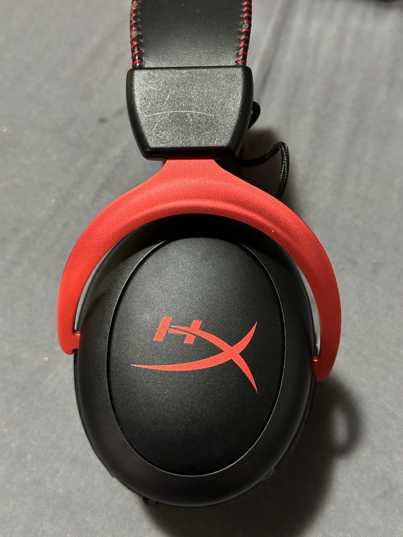 HyperX Cloud II Wireless Gaming Headset Only (Category: Headphones & Headsets) located in Paranaque City. Submitted by syntaxcode (Listing ID 1464183763, Image 3). Description: - HyperX Cloud II Wireless Gaming Headset Only - Incomplete: NO BLUETOOTH RECEIVER NO BLUETOOTH DONGLE - Legendary comfort and amazing sound - Virtual 7.1 surround sound - Up to 30 hours of battery life - Wireless connectivity via 2.4GHz - Plush memory foam earcups - Compa