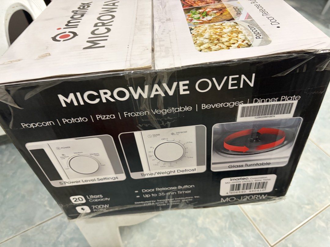 Imarflex Microwave Oven MO-J20RW 20L 700W (Category: Ovens & Toasters) located in Quezon City. Submitted by mayangski77 (Listing ID 1464246987, Image 3). Description: - Imarflex Microwave Oven - 20 Liters Capacity - 700W Power - 5 Power Level Settings - Time/Weight Defrost Function - Up to 35-Minute Timer - Glass Turntable - Door Release Button - Ideal for Everyday Use.