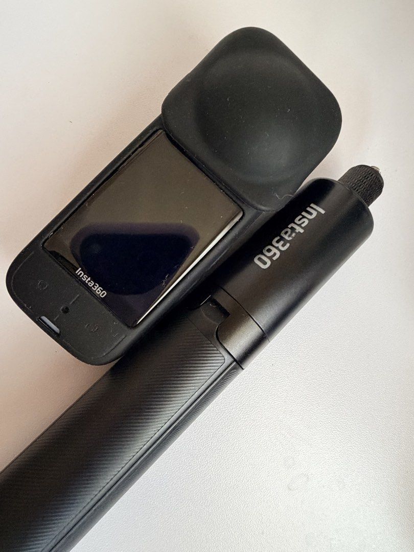 Insta360 X3 Waterproof Camera (Category: Cameras) located in Morong. Submitted by studio.reloved_22 (Listing ID 1464176510, Image 2). Description: Fixed price. Strictly no haggling or lowball offers. SPECIFICATIONS Aperture F1.9 35mm Equivalent Focal Length 6.7mm Photo Resolution: 72MP (11968x5984) 18MP (5952x2976) Video Resolution 360? 5.7K: 5760x2880@30/25/24fps 4K: 3840x1920@60/50/30/25/24fps 3K: 3008x1504@100fps Single Lens Mode? 4K: 3840x216