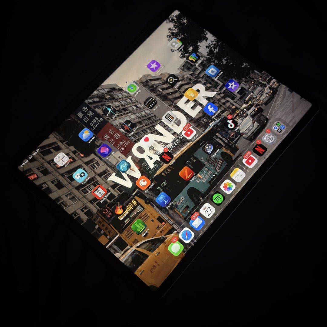 Ipad air 13”, 128gig , M3, wifi- complete (Category: iPad) located in Las Pinas. Submitted by alextee89 (Listing ID 1464345671, Image 3). Description: Mint condition, complete with box and cable.
