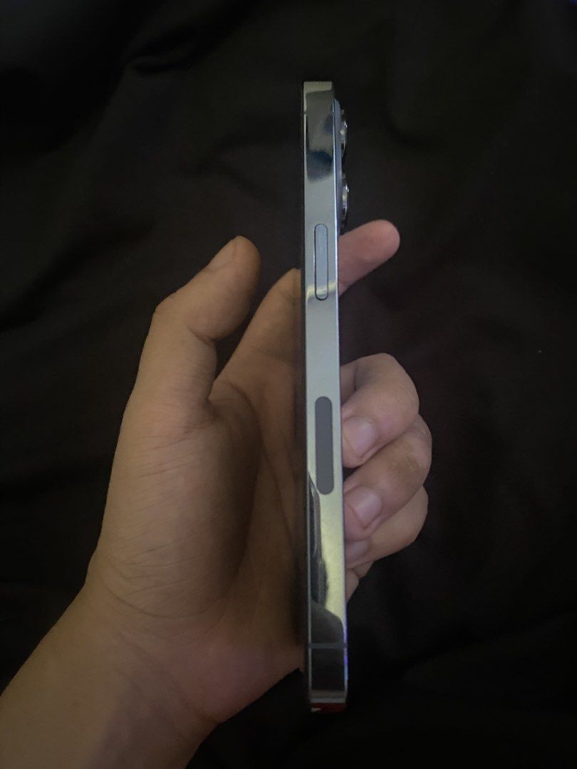 Iphone 13 Pro (Sierra Blue) 128GB (Category: iPhone 13 Series) located in Manila. Submitted by andrade_cy (Listing ID 1464189822, Image 3). Description: Iphone 13 Pro (Sierra Blue) 128GB Asking Price: ₱22,000 ✅97% BH (Not Boosted) ✅Factory Unlocked | Any Sim ✅All Original Parts ✅Unli Check, Unli Reset ✅Good Condition Honest Issue: Light Paint Chips 📌Taytay, Rizal Inclusion: Case, Charger (Not Orig).