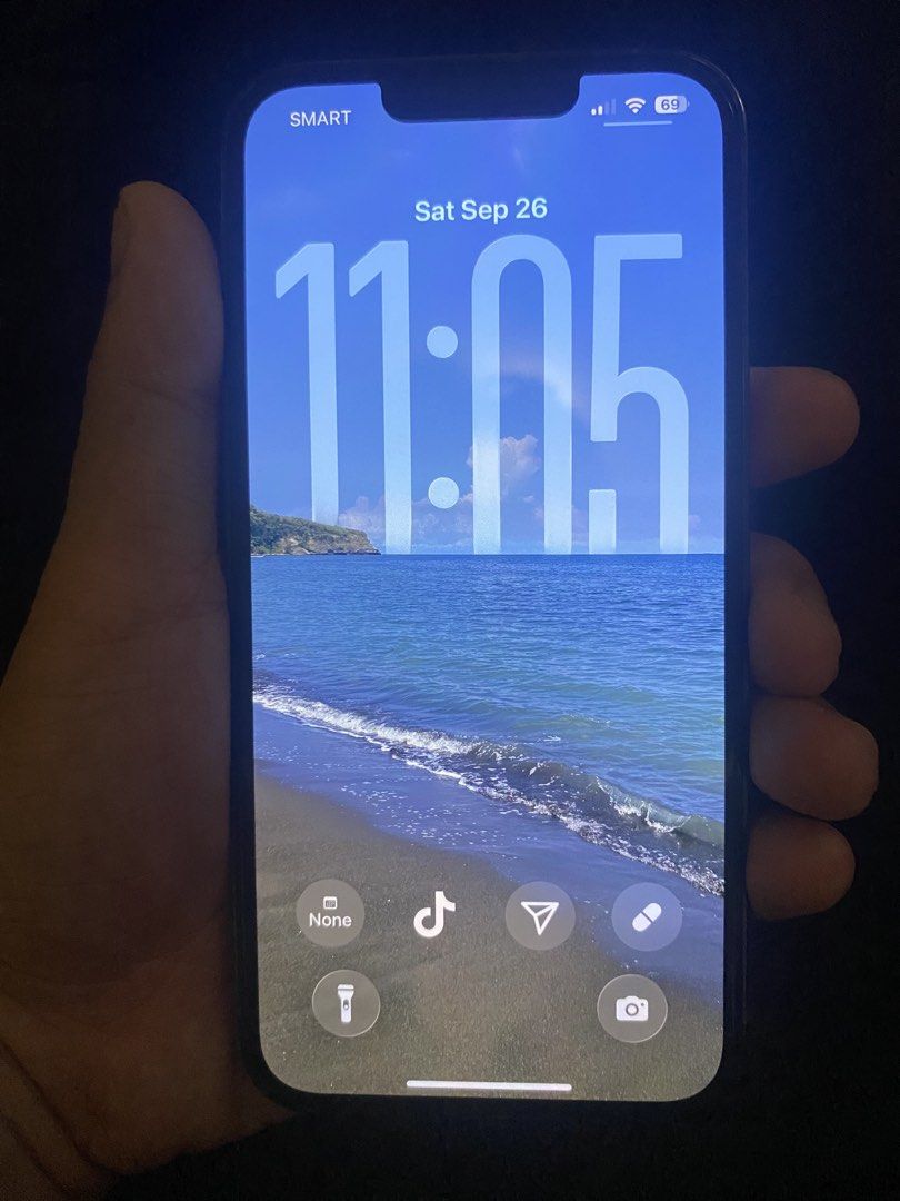 Iphone 13 Pro (Sierra Blue) 128GB (Category: iPhone 13 Series) located in Manila. Submitted by andrade_cy (Listing ID 1464189822, Image 1). Description: Iphone 13 Pro (Sierra Blue) 128GB Asking Price: ₱22,000 ✅97% BH (Not Boosted) ✅Factory Unlocked | Any Sim ✅All Original Parts ✅Unli Check, Unli Reset ✅Good Condition Honest Issue: Light Paint Chips 📌Taytay, Rizal Inclusion: Case, Charger (Not Orig).