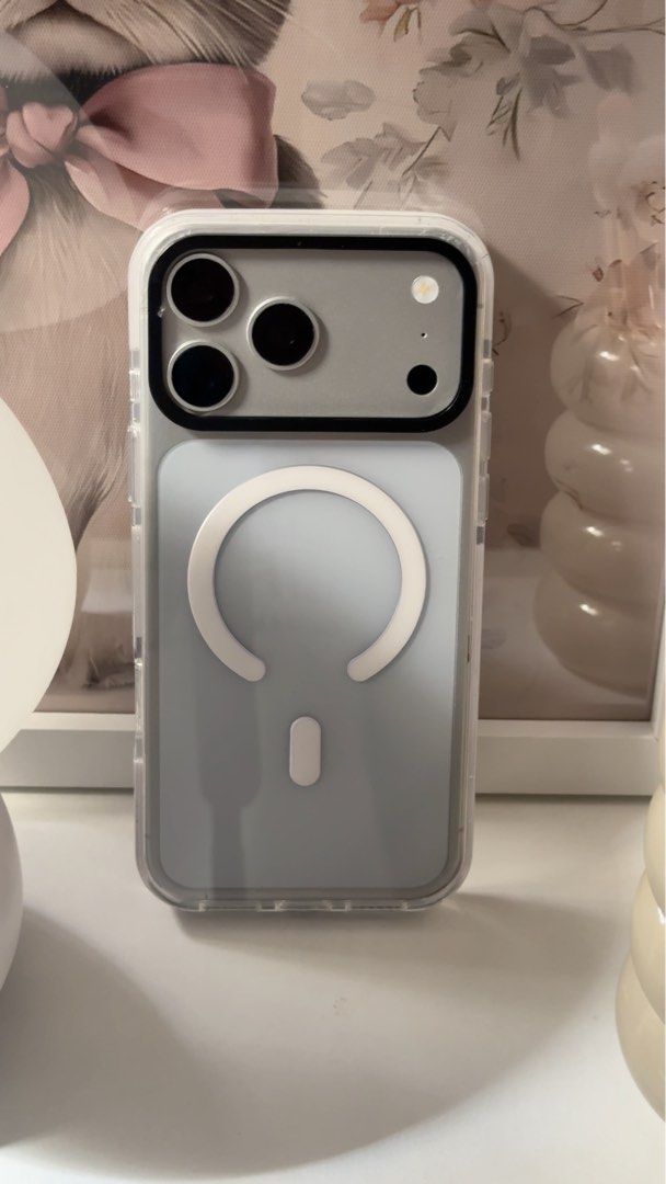 iPhone 17 pro max / 18 pro max clear case (Category: Cases & Sleeves) located in Caloocan City. Submitted by .manel. (Listing ID 1464212605, Image 3). Description: brand new, just recorded for promoting purposes.