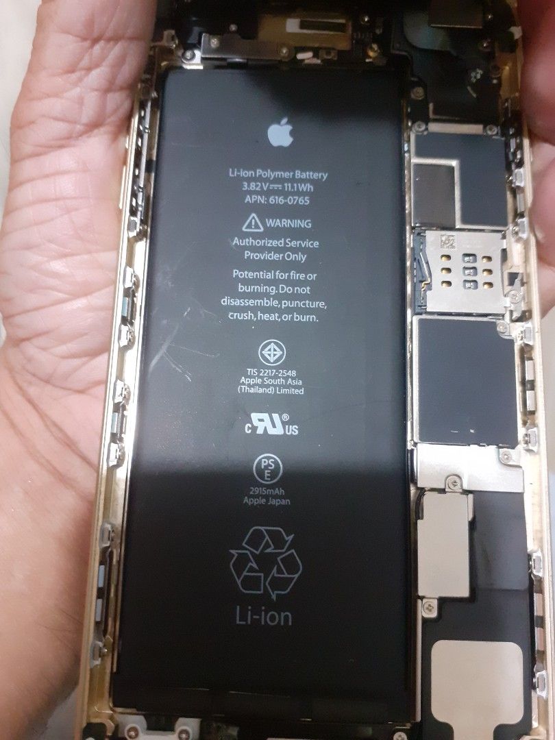 Iphone 6 plus battery (Category: iPhone 6 Series) located in Lipa City. Submitted by newriver_a7c3ea (Listing ID 1464163003, Image 1). Description: For sale Battery for iohone 6 plus Msg.n lang sa me need.