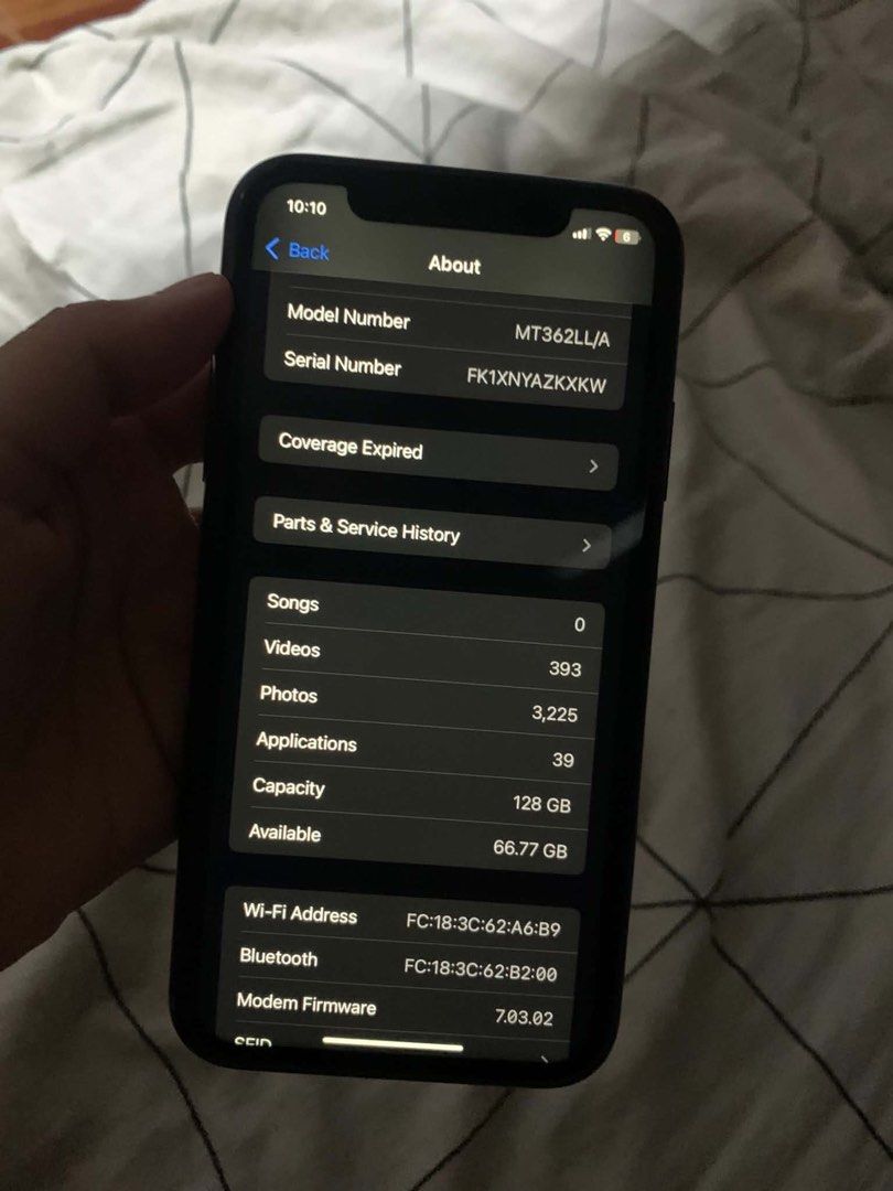 IPHONE XR (Category: iPhone X Series) located in Manila. Submitted by ange664 (Listing ID 1464289927, Image 3). Description: IPHONE XR 128gb//FU TRUE TONE WORKING NO HISTORY REPAIR 75% BATT HEALTH ORIG ALL PARTS.