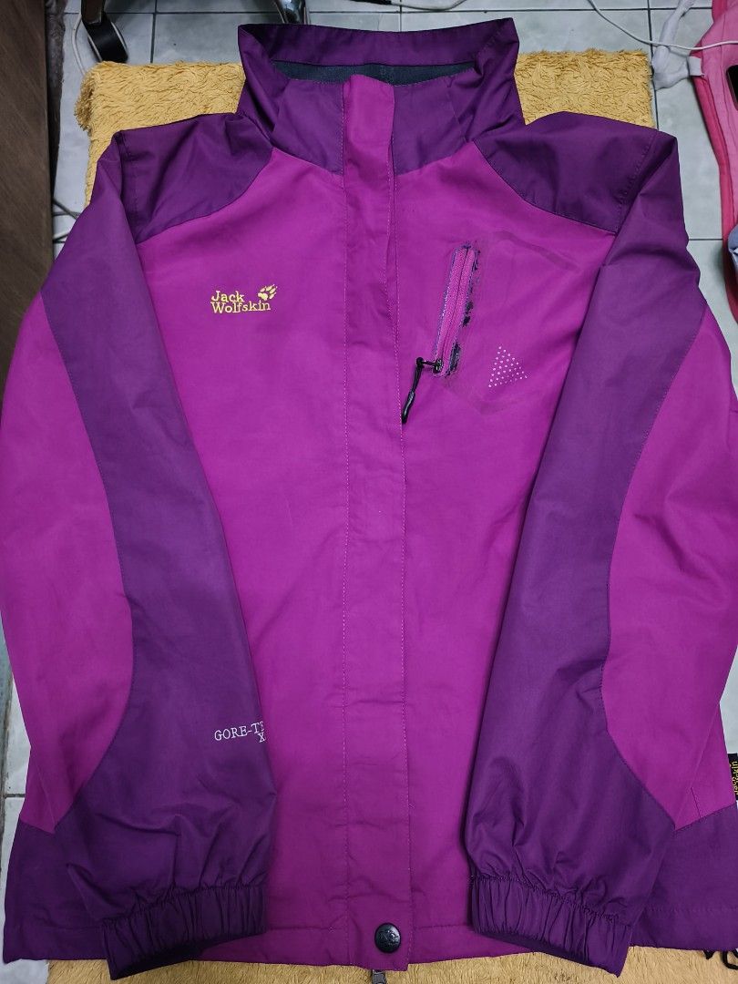 Jack Wolfskin Gore-Tex XCR Jacket Size L (Category: Coats, Jackets and Outerwear) located in Manila. Submitted by sol_corpin (Listing ID 1464287701, Image 1). Description: - Brand: Jack Wolfskin - Material: Gore-Tex XCR (Waterproof & Breathable) - Color: Two-tone Purple & Magenta - Features: Zippered chest pocket, adjustable cuffs - Size: Large (L) - Ideal for: Outdoor activities, hiking, trekking, travel.