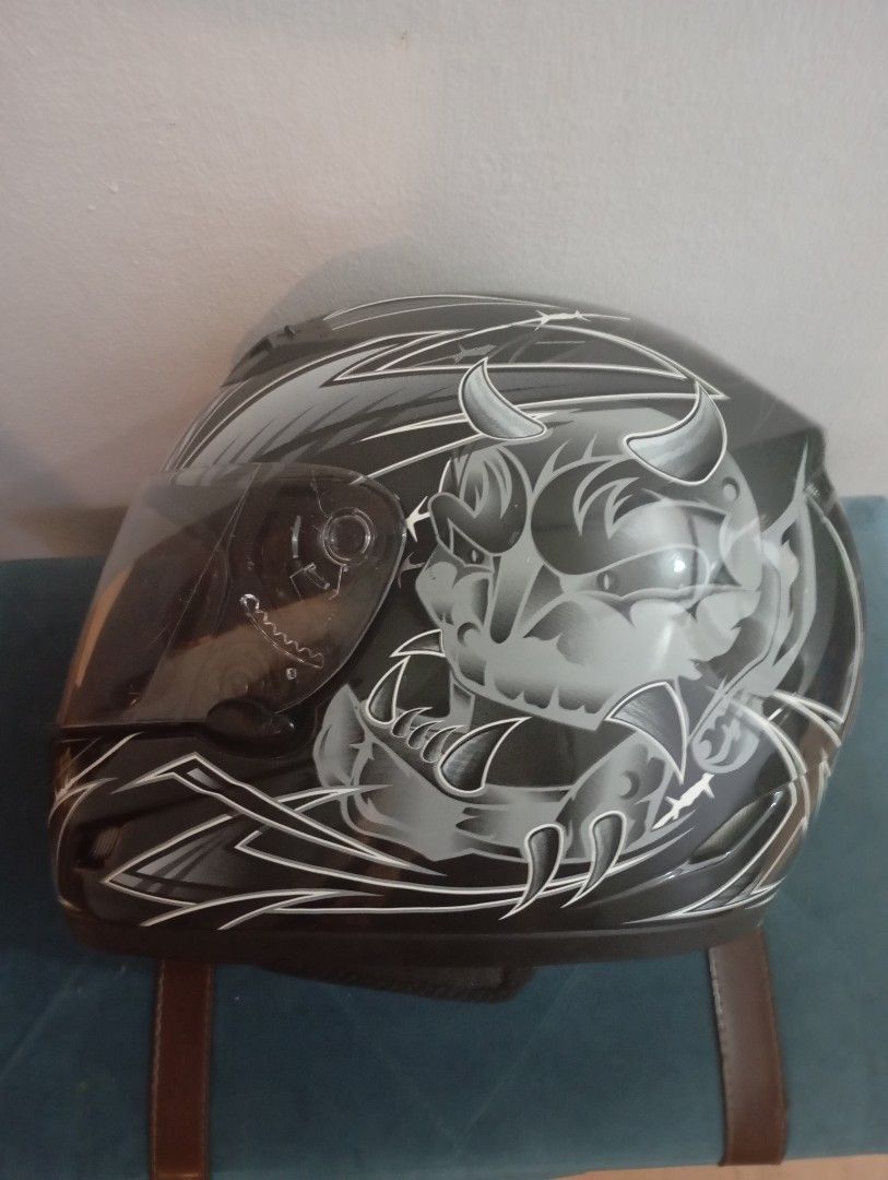 Japan full face helmet (Category: Other Sports Equipment and Supplies) located in Las Pinas. Submitted by the_recycle_shop (Listing ID 1464157594, Image 1). Description: Item from japann Good condition Large size.