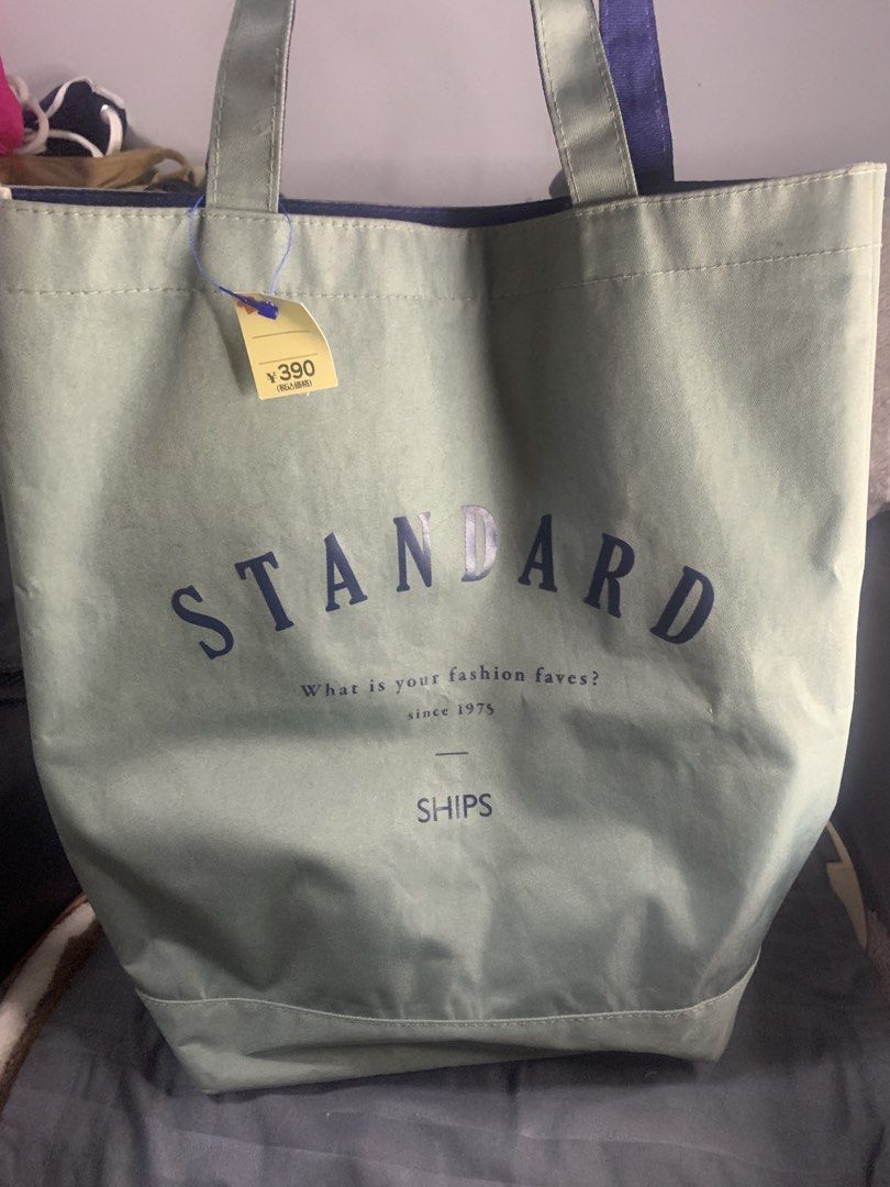 Japan large totebag (Category: Tote Bags) located in Cabanatuan. Submitted by mjluxxejapan (Listing ID 1464215804, Image 2). Description: Fixed price. Seems unused may tag price pa Pero may ndikit n prang tape s backside naman as is item aporox 16”x13” large sz .