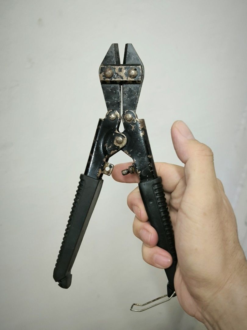 JAPAN SURPLUS Mini Bolt Cutter / Wire Cutter (Compound Action) (Category: Home Improvement Tools & Accessories) located in Angeles City. Submitted by yellowbrickstore (Listing ID 1464318916, Image 2). Description: Condition: Surplus item in good working condition. Normal cosmetic wear/patina from storage; jaws and cutting action are fully functional..