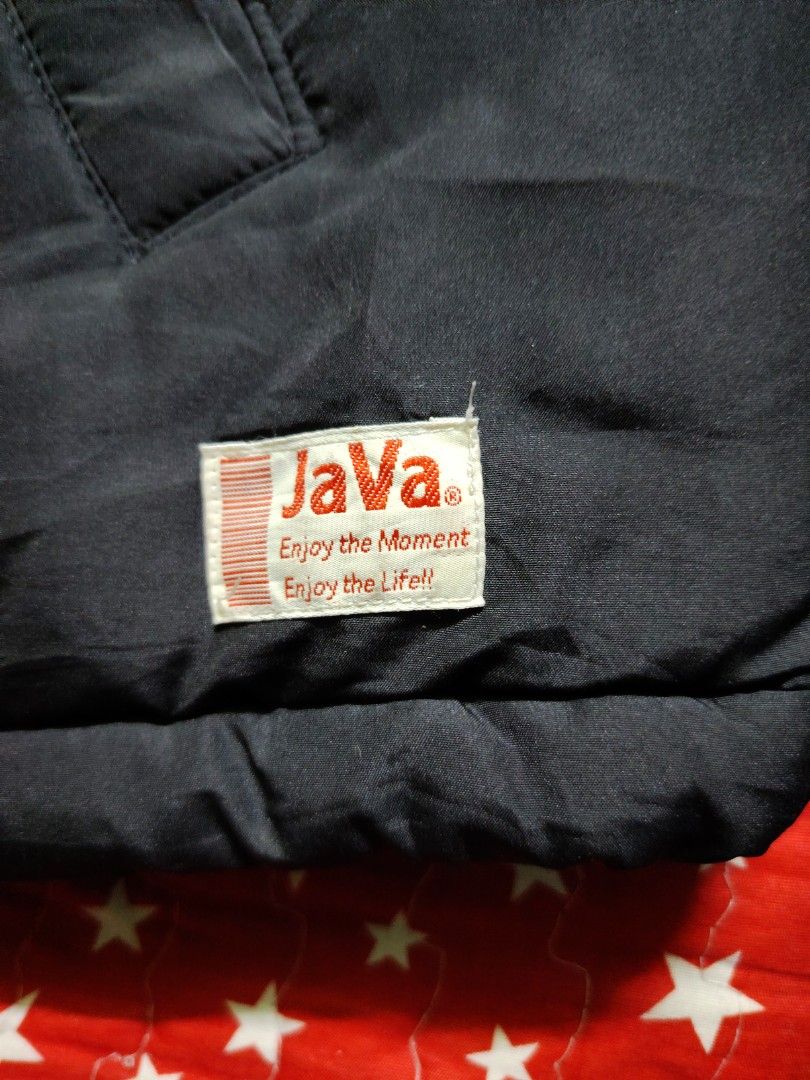 JAVA PUFFER JACKET SIZE L 25X25 INCH (Category: Coats, Jackets and Outerwear) located in Pasir Puteh. Submitted by hairi_816805 (Listing ID 1464271237, Image 2). Description: SIZE DAN LABUH ADA DITAJUK..DEPAN SIZE X BELAKANG LABUH SAYA BAGI TIP CARA MUDOH PILIH ITEM SESUAI..TAIP SIZE JAH DALAM STORE SAYA S M L XL ATAU 20 30 YANG BERHAMPIRAN..KALU SELECT SEMUA BUANG MASA BARANG BANYAK ..CARI PASANGAN KITO ADA JODOH GAK KETEMU..🤣🤣 LEVIS,ADIDAS,NI