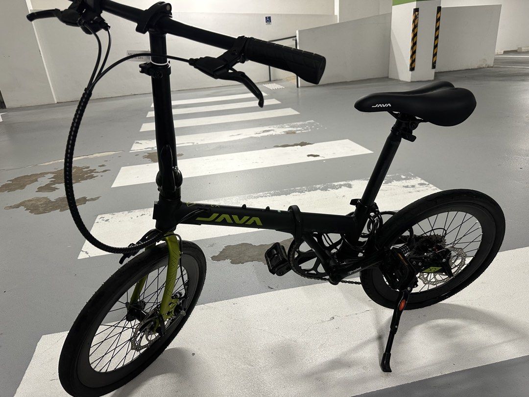 Java X2 and Zelo (Category: Bicycles) located in Singapore. Submitted by jessepinkman_sg (Listing ID 1464296315, Image 1). Description: Selling 2x Java X2 and 1x Java Zelo Selling as a set for $650 Self collection will be at my block Pm for enquiry.