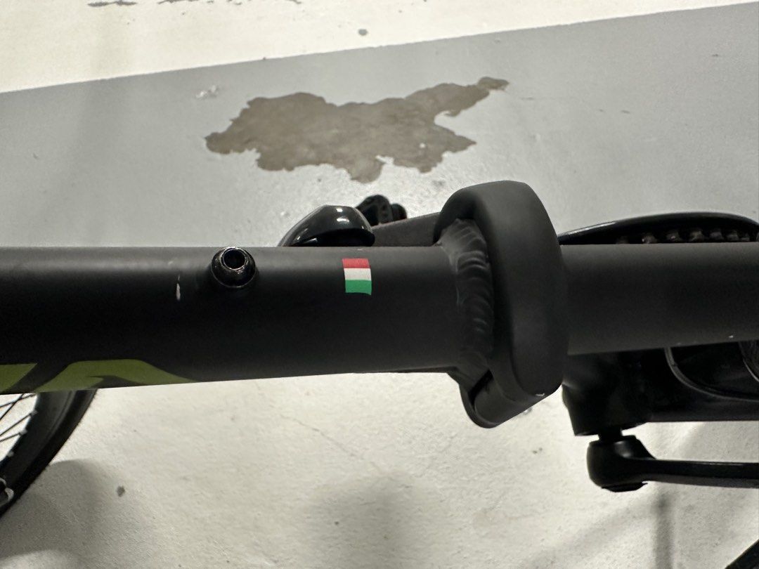 Java X2 and Zelo (Category: Bicycles) located in Singapore. Submitted by jessepinkman_sg (Listing ID 1464296315, Image 3). Description: Selling 2x Java X2 and 1x Java Zelo Selling as a set for $650 Self collection will be at my block Pm for enquiry.