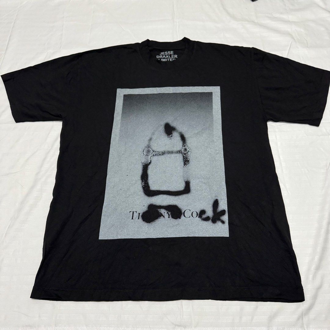 JESSE DRAXLER (Category: Tshirts & Polo Shirts ) located in Pasig City. Submitted by jaaard (Listing ID 1464235044, Image 1). Description: Jess draxler Size L 23.5x30.5 Vgood condition.