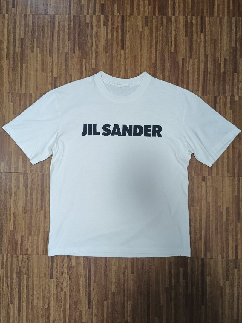 Jil Sander (Category: Tshirts & Polo Shirts ) located in Cavite. Submitted by south.loot (Listing ID 1464188746, Image 1). Description: Jil Sander Tee Size M-L Length 26.5 Width 21 Excellent condition Cut size and wash tag.