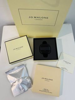(Category: ) located in . Submitted by perfume_wholesaler (Listing ID 1464153676, Image 1). Description: .