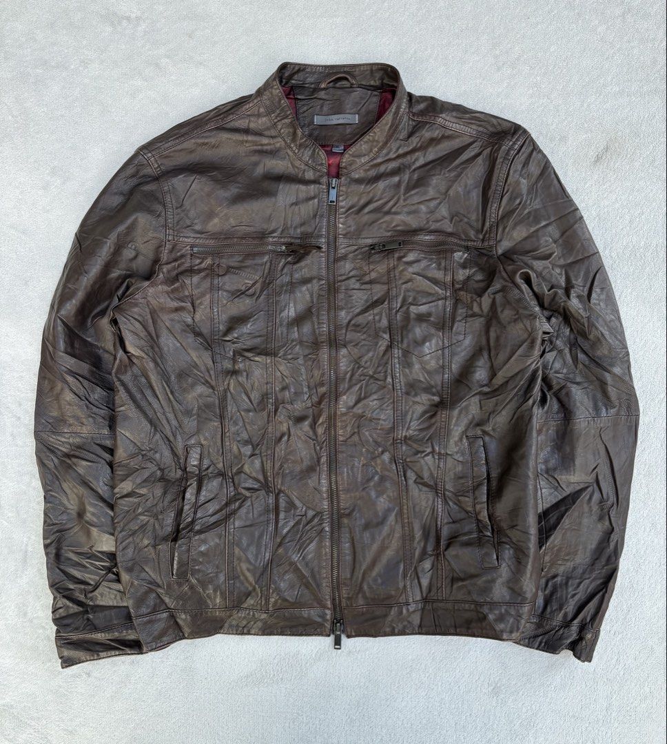 John Varvatos Cafe Racer Leather Jacket (Category: Luxury Apparel) located in Baguio. Submitted by thecollector2600 (Listing ID 1464248841, Image 1). Description: Large Made in india Pit to pit -23” Length-26” Shoulder to shoulder-20” Sleeves-27” Can fit up to XL.