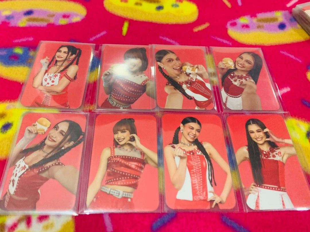 JOLLIBINI V1 SOLO 16/16 PC (Category: Raw Singles) located in Naga. Submitted by snowdenstore (Listing ID 1464138430, Image 2). Description: - Set of 16 Jollibini V1 photocards - Great for any fan's collection - Official - All photocards are in protective sleeves - Happy to bundle with other items.