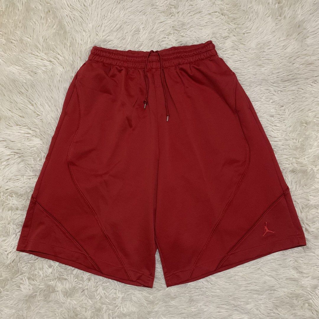 JORDAN (Category: Shorts) located in Manila. Submitted by g00d_thrift (Listing ID 1464278354, Image 2). Description: JORDAN RED LOGO BIHIRA SA MATA SIZE LARGE ADULT WAIST 30-36 LENGTH 23 NO ISSUE LIKE NEW.