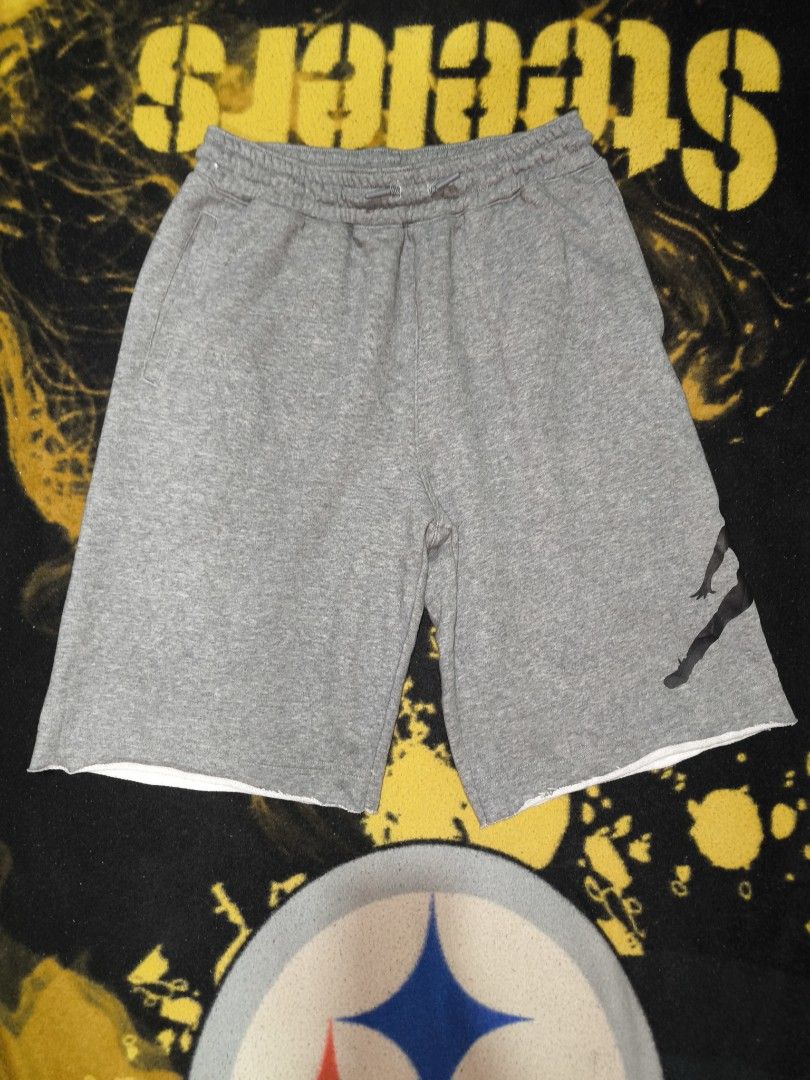 Jordan Big logo Short (Category: Shorts) located in Manila. Submitted by fljaoti27 (Listing ID 1464261157, Image 2). Description: Jordan Biglogo short Medium.