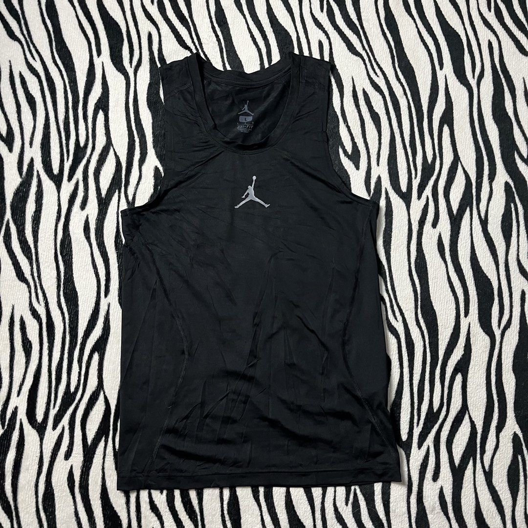 Jordan dryfit sando (Category: Tshirts & Polo Shirts ) located in Manila. Submitted by royaldripmanila (Listing ID 1464282065, Image 1). Description: No issue Excellent W16.5 L26.5.