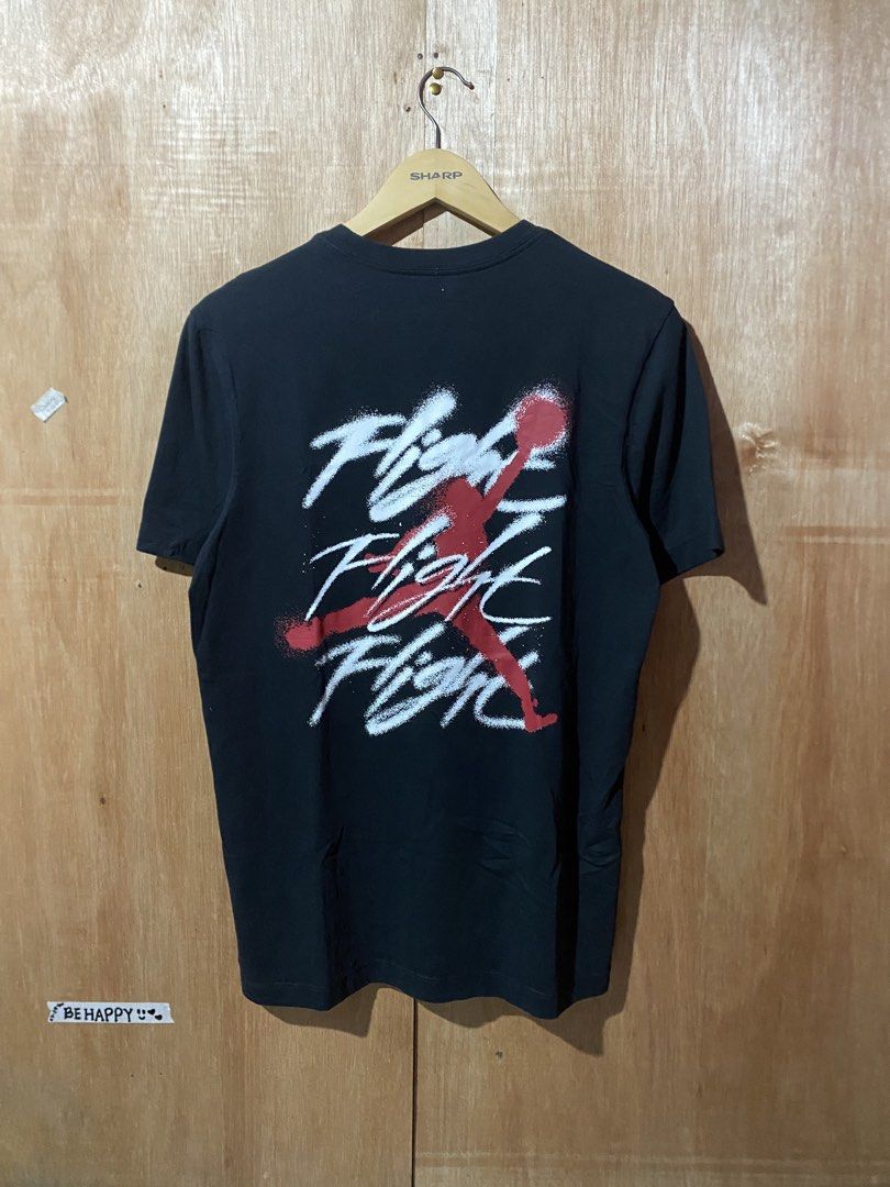 Jordan Flight T-Shirt Black Size M (Category: Tshirts & Polo Shirts ) located in Cagayan de Oro. Submitted by clarksixnine (Listing ID 1464248557, Image 3). Description: - Black Jordan T-Shirt - Iconic Jumpman and 'Flight' graphic on front and back - Made in Vietnam - Size: Medium (M) - 20x27, blackness 9.5/10.