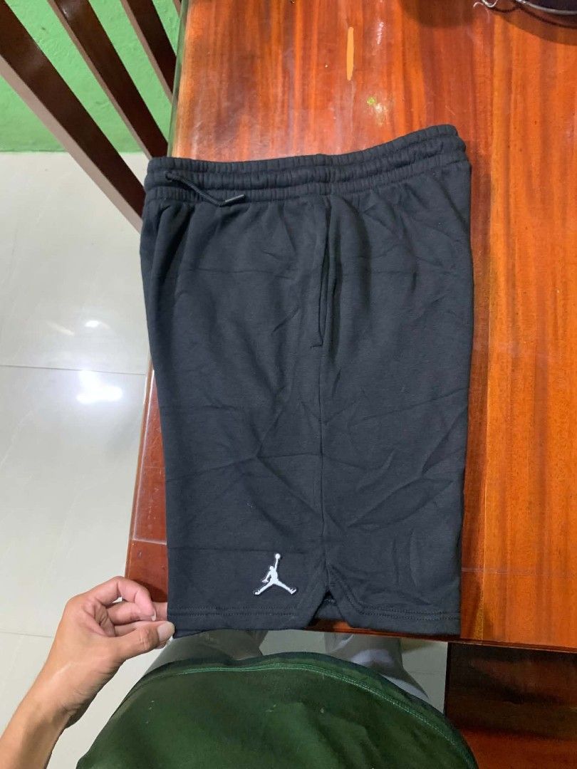 Jordan short (Category: Activewear) located in Angeles City. Submitted by giventrifteditem (Listing ID 1464282390, Image 2). Description: pm for dets Open vc size xl kids size 32w.