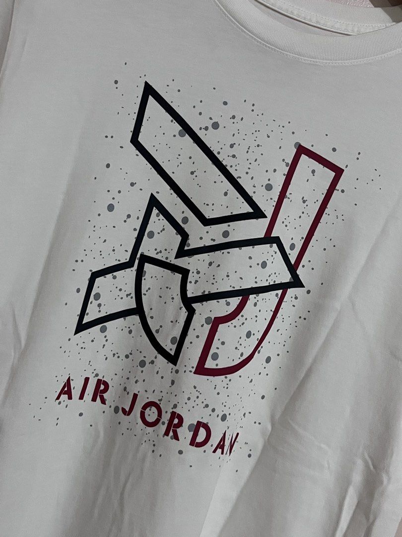 JORDAN TEE (Category: Tshirts & Polo Shirts ) located in Matanao. Submitted by eyyymar (Listing ID 1464256307, Image 2). Description: JORDAN TEE -Dimes:20x28 -Good as new -Issue:None .
