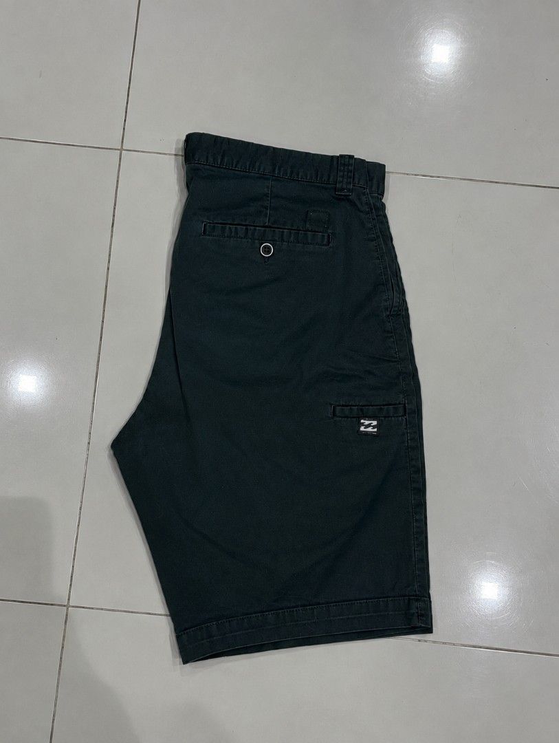 jorts (Category: Shorts) located in Manila. Submitted by kevin_thrift1417 (Listing ID 1464283038, Image 1). Description: .