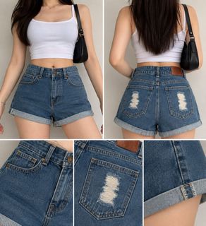 (Category: ) located in . Submitted by arvs_dressesgowns (Listing ID 1464165594, Image 1). Description: .