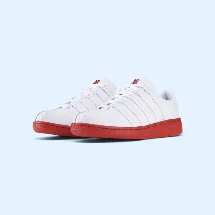 K SWISS SNEAKER (Category: Sneakers) located in Guihulngan. Submitted by johnjohndripgoods (Listing ID 1464351931, Image 1). Description: NO BOX K SWISS CLASSIC VN REFLECTIVE CASUAL SNEAKER 9-10 SIZE FIT GOOD AS NEW 10/10 CONDITION NO ISSUES FREE TO VOUCH OPEN FOR VC DM.