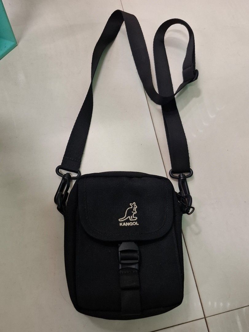 KANGOL SLING BAG/CROSS BAG (Category: Sling Bags) located in Antipolo. Submitted by goldentiger-ac44 (Listing ID 1464256860, Image 1). Description: KANGOL SLING BAG/CROSS BODY BAG EXCELLENT CONDITION ONLY SIGN OF USAGE PRICE 1K ANTIPOLO CITY LOCATION.