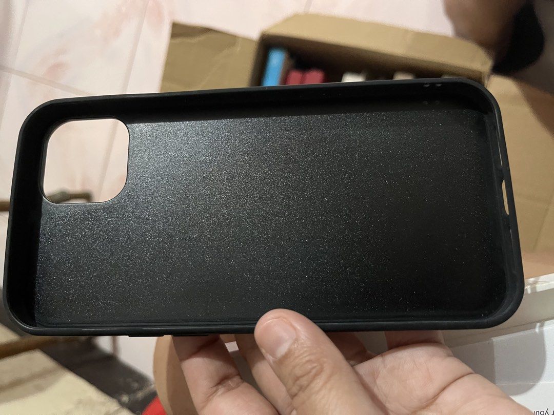 Karl Lagerfeld puff phone case for iPhone14 plus (Category: Cases & Sleeves) located in Cavite. Submitted by paula3 (Listing ID 1464272598, Image 3). Description: .