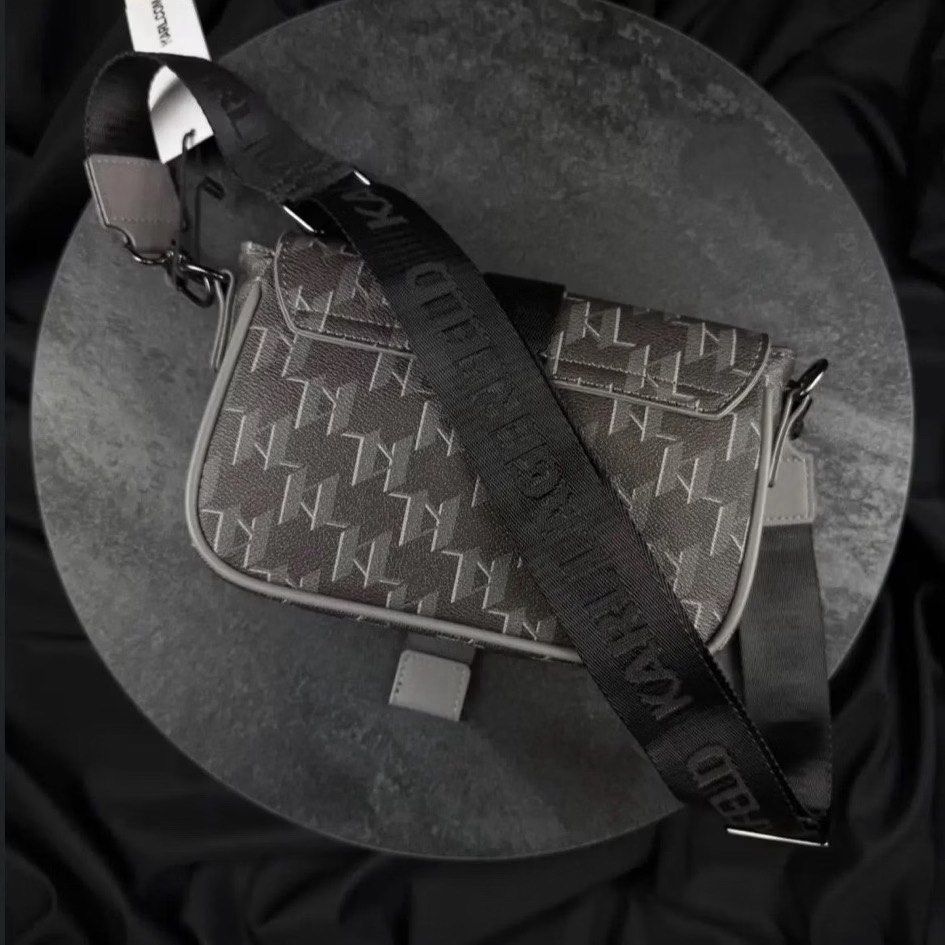 Karl Lagerfeld sling bag (Category: Sling Bags) located in Cavite. Submitted by littlesweetshop (Listing ID 1464263702, Image 3). Description: Mop gcash Plus sf SINGAPORE NOT US.