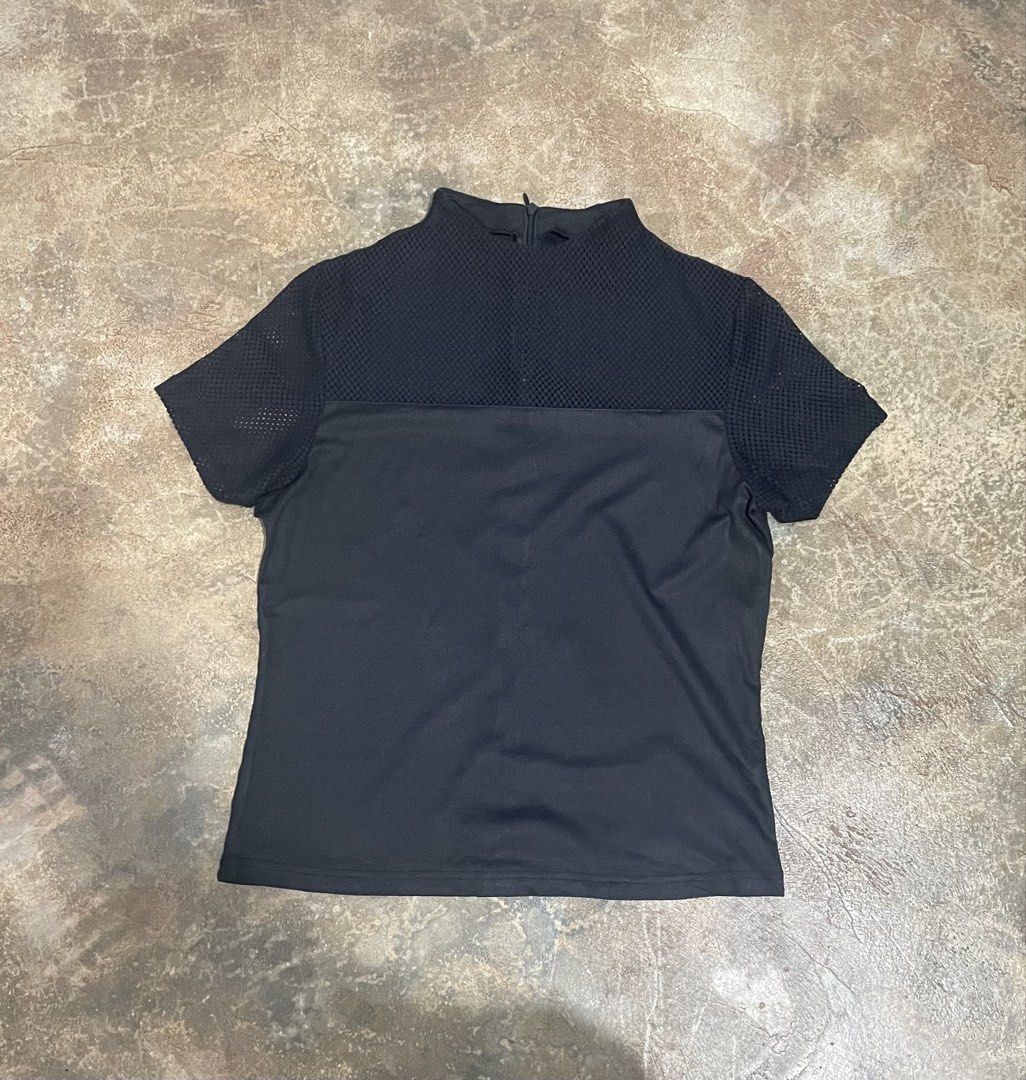 Karl Lagerfeld vintage blouse (Category: Looking For) located in Davao. Submitted by mj_designervintagecurator (Listing ID 1464167064, Image 2). Description: 📌 In good condition 📌bet fit small to semi med 📌shoulder 14- bust 36- armpit 16- length 22 inches.
