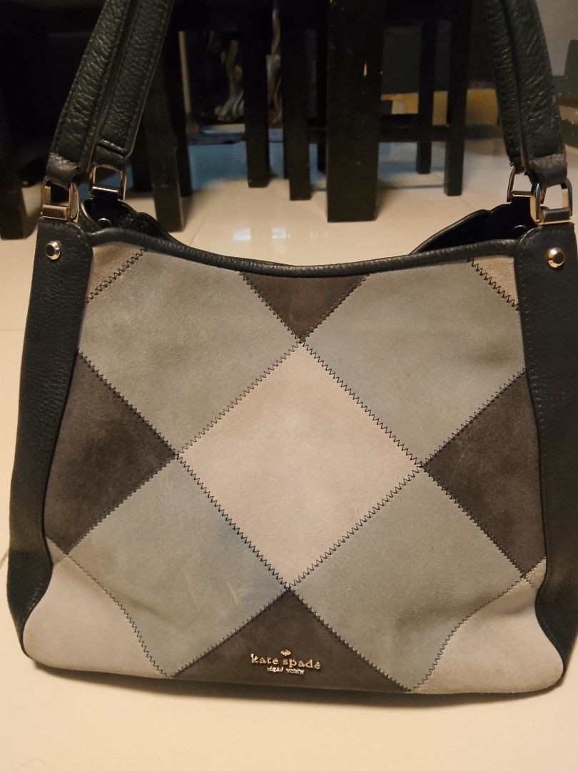 Kate spade hobo bag (Category: Shoulder Bags) located in Manila. Submitted by wildwind_73f77a (Listing ID 1464176592, Image 2). Description: excellent condition no issue.