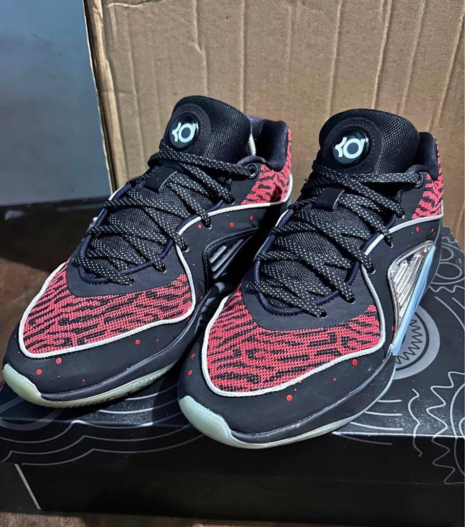 Kd 16 (Category: Casual Shoes) located in Las Pinas. Submitted by pimiel (Listing ID 1464225978, Image 1). Description: us 8.
