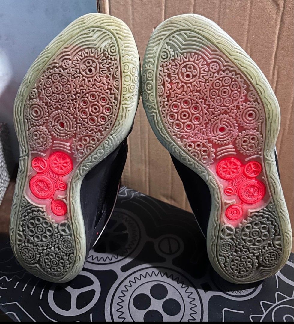 Kd 16 (Category: Casual Shoes) located in Las Pinas. Submitted by pimiel (Listing ID 1464225978, Image 3). Description: us 8.