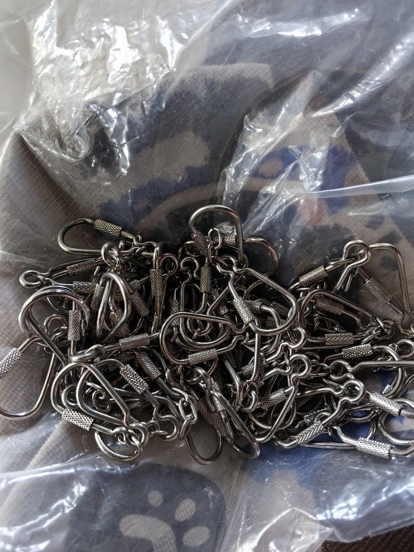 Keychain hook (Category: Other Accessories) located in Calamba. Submitted by princesspauliney. (Listing ID 1464193334, Image 2). Description: 10 pesos each 80 for 10pcs Shoppee check out.