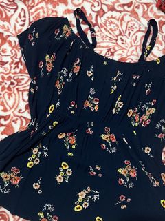 (Category: ) located in . Submitted by ally.sells (Listing ID 1464279430, Image 1). Description: .