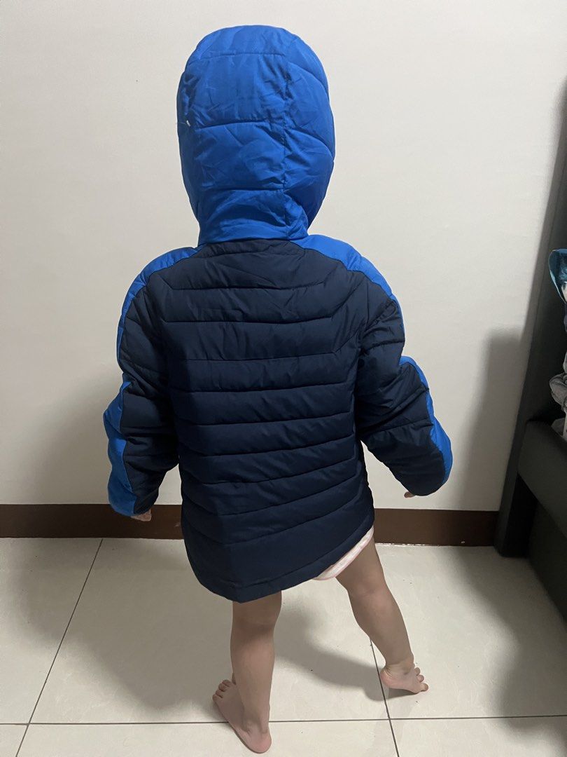 Kids Puffer Jacket | Columbia | Winter (Category: Babies & Kids Fashion) located in Quezon City. Submitted by vice_president (Listing ID 1464272904, Image 2). Description: Columbia Puffer Jacket Omni Heat Jacket With Hood Lightly Used to Like New Condition Product: Columbia Boys’ Powder Lite™ Hooded Jacket (featuring Columbia’s Omni-Heat™ reflective lining and synthetic insulation), mall price: Php 5,500+ Length: 17 inches Width: 14.2 inches Best