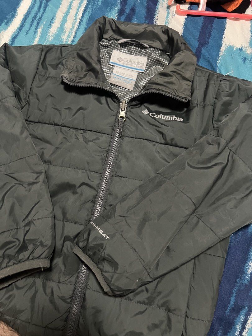 Kids Puffer Jacket | Columbia | Winter (Category: Babies & Kids Fashion) located in Quezon City. Submitted by vice_president (Listing ID 1464274198, Image 3). Description: Columbia Puffer Jacket Omni Heat Lightly used condition Product: Columbia Kids’ Interchange Inner / Puffer Jacket (featuring Omni-Heat™ thermal-reflective lining), mall price: P4,500+ Length: 18 inches Width: 15 inches Best fits 3-4 years old toddlers but still depends on body 