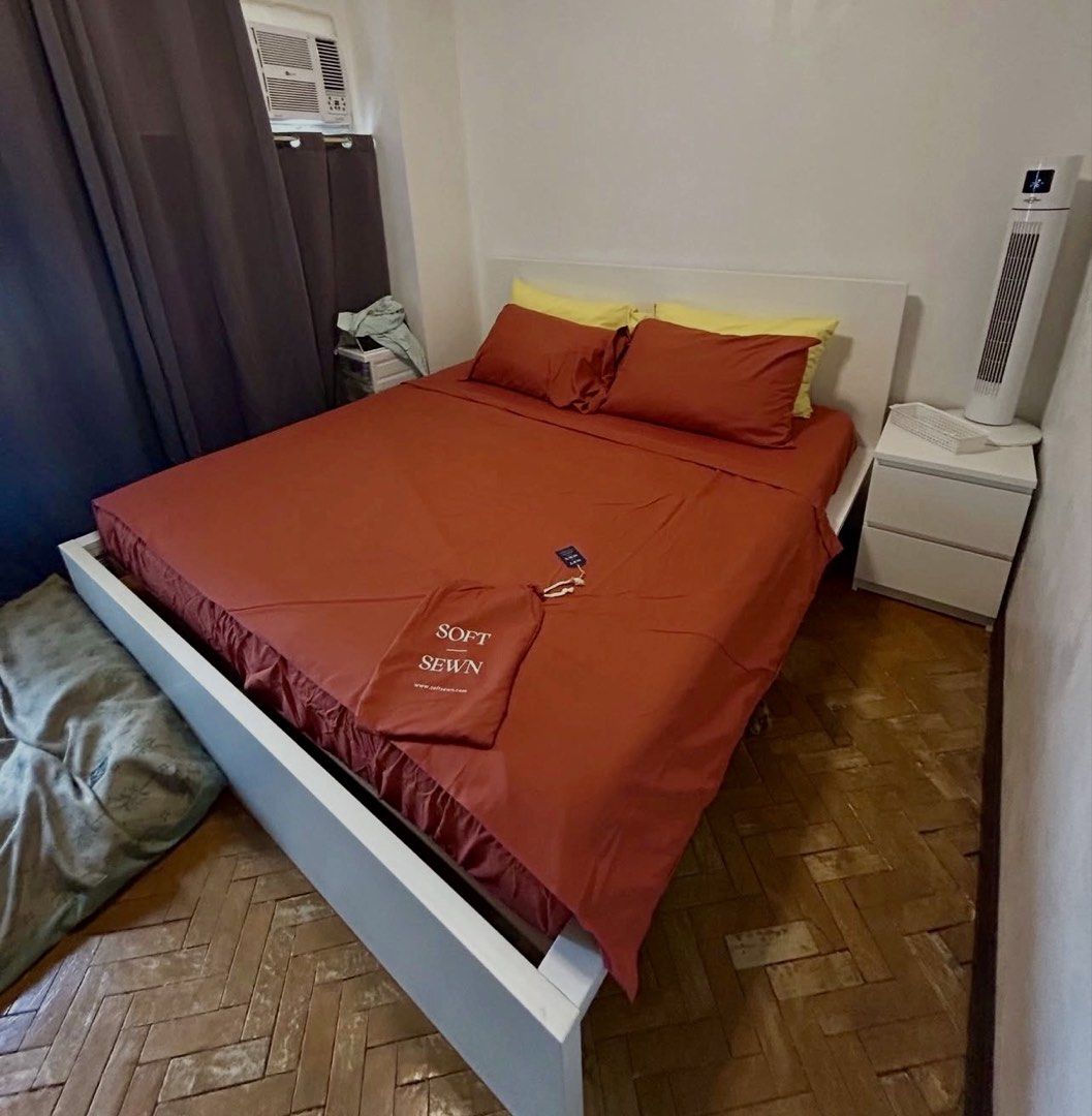 King bed (Category: Bedding & Towels) located in Quezon City. Submitted by alozada48 (Listing ID 1463892541, Image 1). Description: Sold as set only! Get the whole set for only 18k (slightly negotiable for sure buyers!) • Ikea Malm Bed frame • Mandaue Foam Flex Comfort Mattress Bought this set for 30k last Sept 2024, and it's still in great condition! Pick up location is near UP Diliman (shouldered by the buyer).