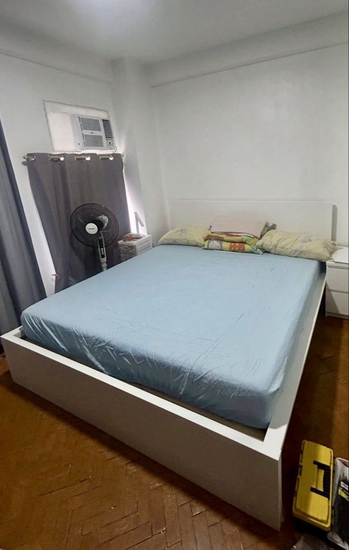 King bed (Category: Bedding & Towels) located in Quezon City. Submitted by alozada48 (Listing ID 1463892541, Image 2). Description: Sold as set only! Get the whole set for only 18k (slightly negotiable for sure buyers!) • Ikea Malm Bed frame • Mandaue Foam Flex Comfort Mattress Bought this set for 30k last Sept 2024, and it's still in great condition! Pick up location is near UP Diliman (shouldered by the buyer).