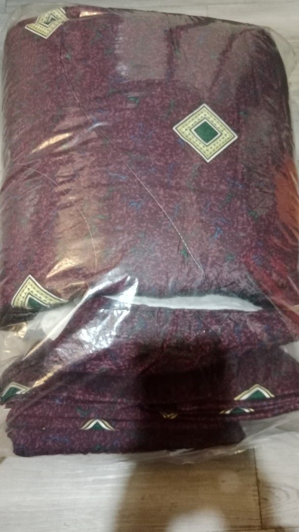 King Size Bedding Set (Category: Bedding & Towels) located in Las Pinas. Submitted by myraflores317 (Listing ID 1464244286, Image 1). Description: ✅Comforter ✅Flat Sheet ✅ Fitted Sheet ✅Skirted Fitted Sheet ✅4pcs double XL Pillow Cases Brand new Never been used Very nice purple design/color Imported RFS: My bed is only queen size. Gave to me as a gift. .