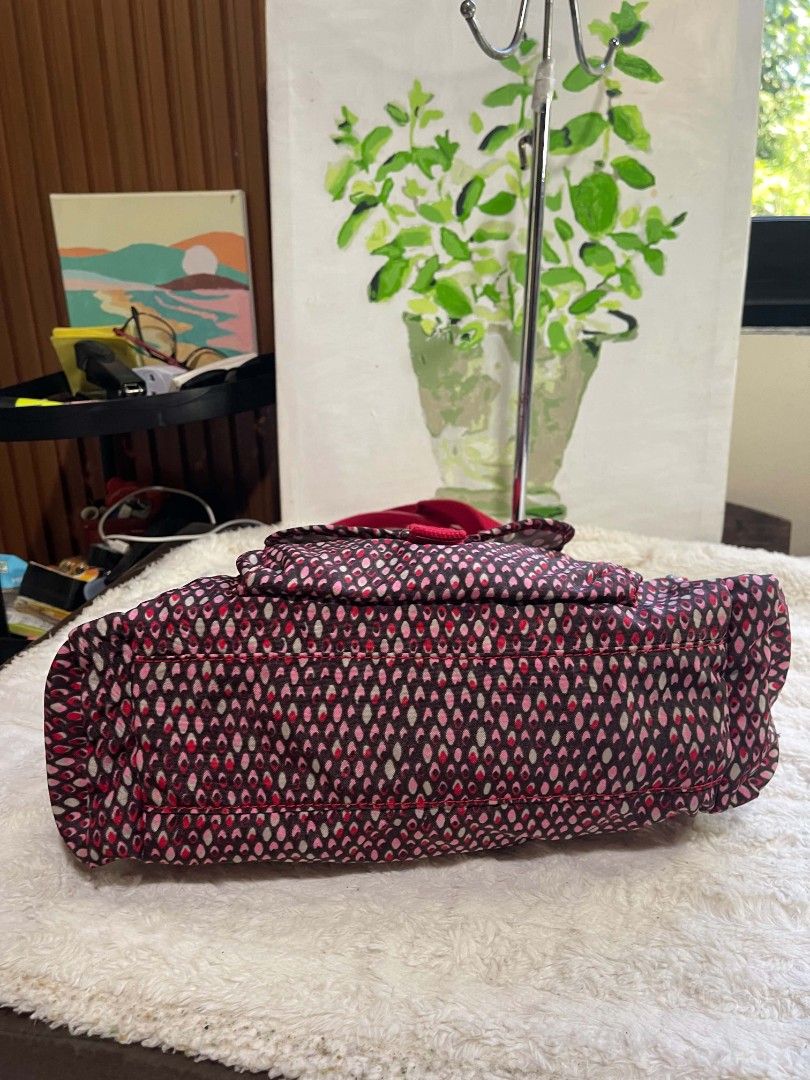 Kipling shoulder bag Original (Category: Shoulder Bags) located in Naawan. Submitted by twillycalledprelovedbags (Listing ID 1464170884, Image 3). Description: issue is sa handle na may leather.
